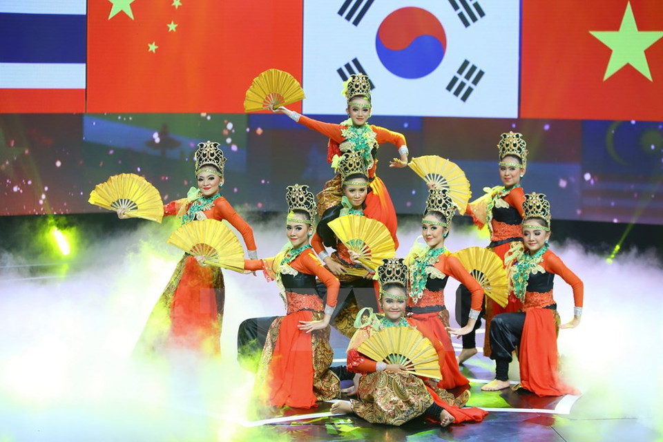 Le festival, qui ​durera jusqu'au 4 juin, regroupe des enfants de pays membres de l’ASEAN comme le Vietnam, la Thaïlande, la Malaisie, l'Indonésie, le Myanmar, le Laos et le Cambodge et de ses partenaires que sont la Chine, la République de Corée et le Japon.
