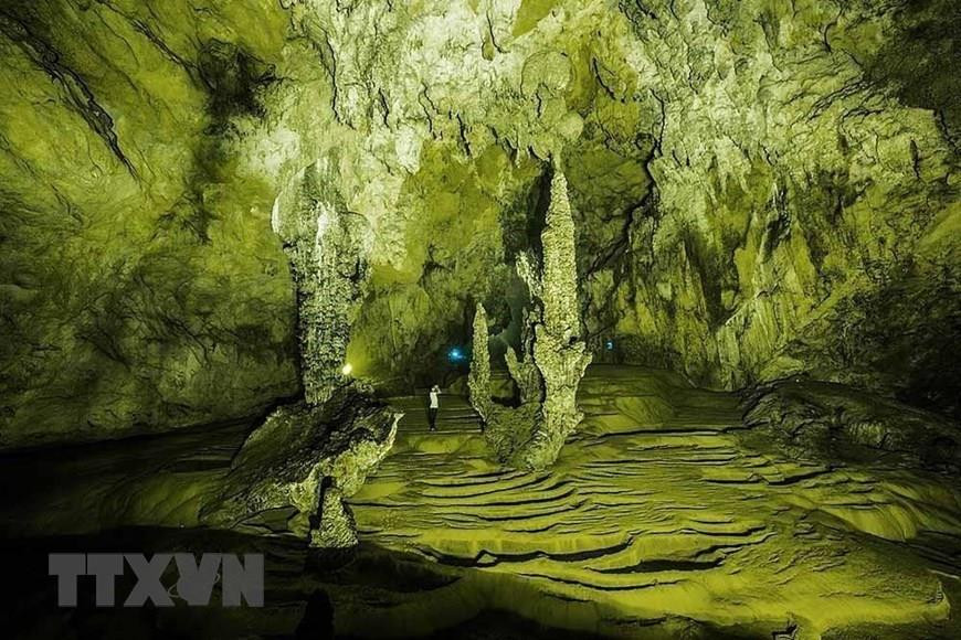  La grotte de Nguom Ngao, un don inestimable que le Créateur a donné aux gens de Cao Bang. Photo: VNA 