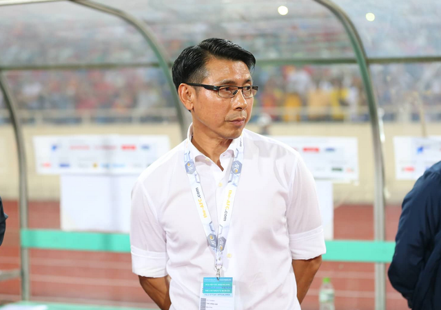 Le désespoir de l'entraineur malaisien Tan Cheng Hoe. Photo: VNA