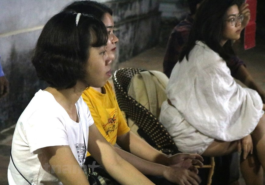Des jeunes doivent apprendre beaucoup avant de parvenir au niveau de leurs aînés, mais leur amour du "ca trù" est immense. C’est l’avis du professeur To Ngoc Thanh, président de l’Association des arts folkloriques vietnamiens. Photo: Vietnam+