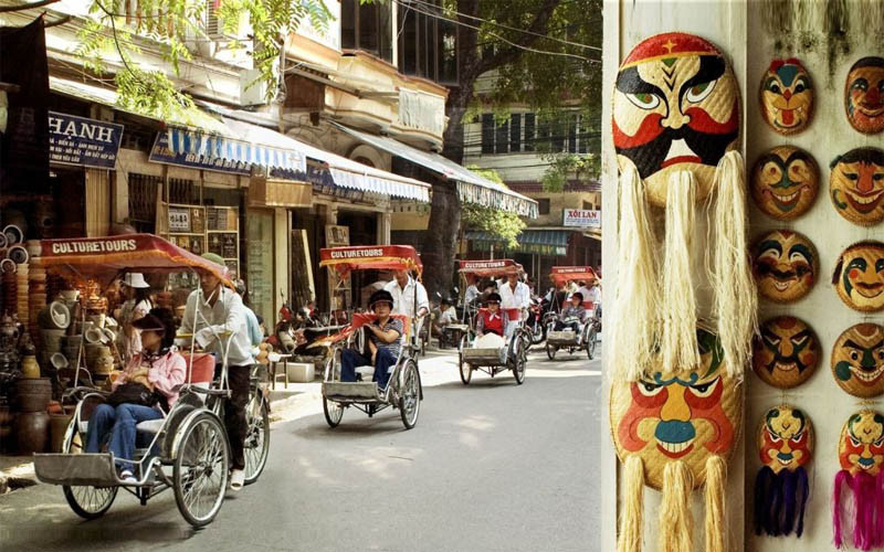 Hanoï est un paradis culinaire avec d'innombrables plats attrayants, dont le célèbre pho. «C'est aussi la ville des +accros au café+, avec un nombre de cafés rarement vu ailleurs dans le monde».