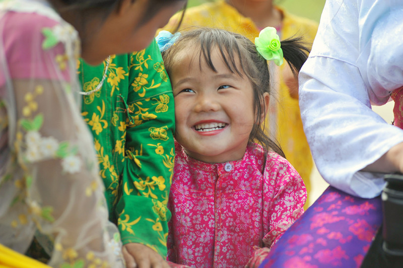 Les difficultés dans la vie quotidienne ne peuvent empêcher le sourire, l'innocence et la beauté des enfants du pays.
