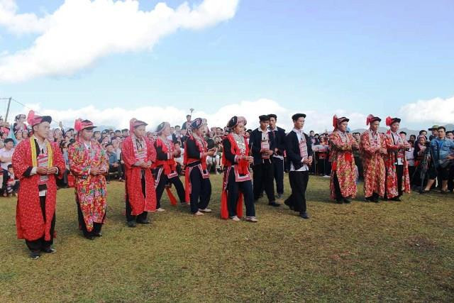 Au cours de la semaine, les visiteurs ont eu l'occasion d'apprendre les identités culturelles des groupes de minorités ethniques de la localité.
