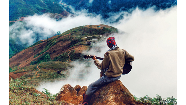 Un moment de relaxation au milieu des paysages naturels grandioses.