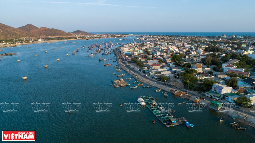 Située dans le district de Ninh Hai, province de Ninh Thuân, la lagune de Nai s’étend sur 1200 ha. Photo : VNP
