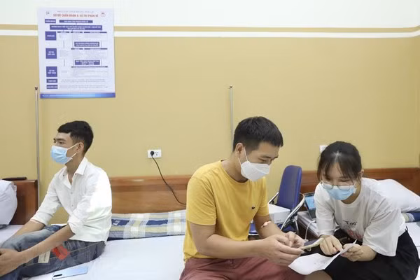 Zone de surveillance après l’injection. Photo : VNA 