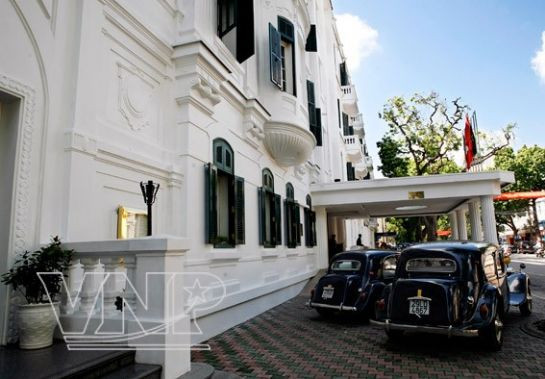 La façade de l’Hôtel Métropole, construit en 1901 au cœur de Hanoi, est un bel exemple d'architecture française classique.