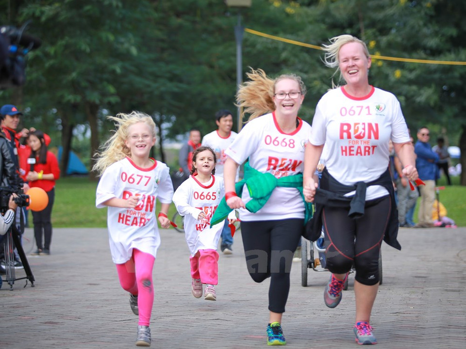 ... et des étrangers...