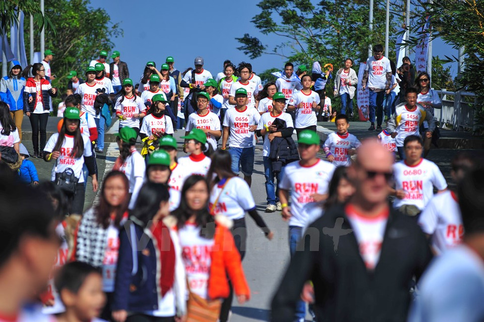 Elle vise également à recueillir des fonds pour soutenir le traitement de cancers et de maladies cardiaques d'enfants en situation difficile. 