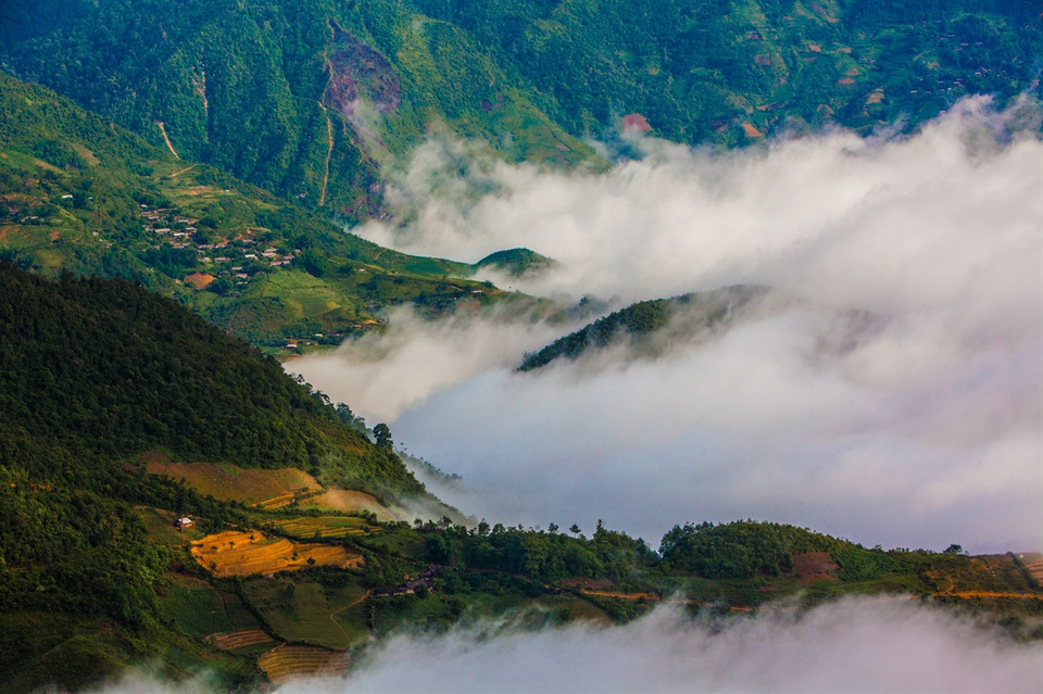 Le col de Khau Pha du Vietnam est magnifique quand la saison du riz commence d'aril à septembre ou octobre. Photo: Vietnam Illustré