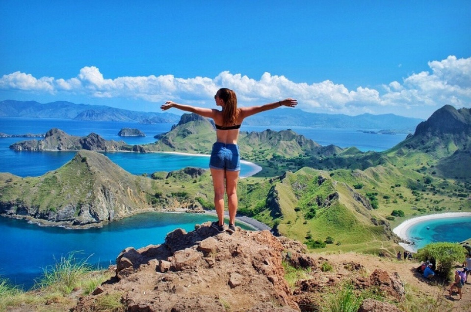 Les paysages sur l'île de Padar (Bali, Indonésie) sont incomparables.