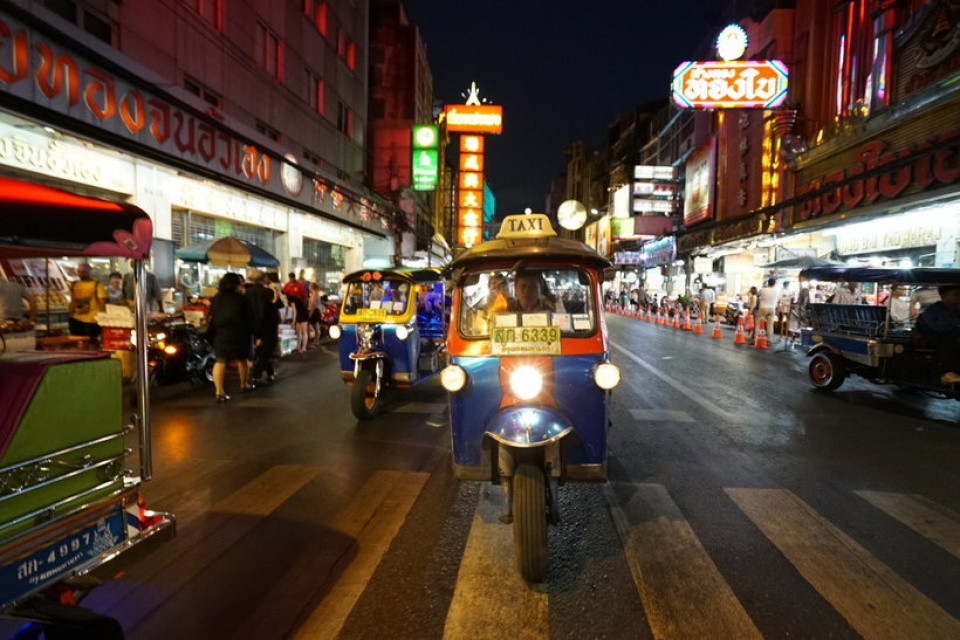 Balade en Tuk-Tuk à Bangkok (Thaïlande).