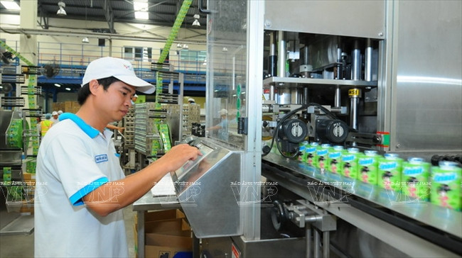 Surveillance de l'embouteillage automatique.