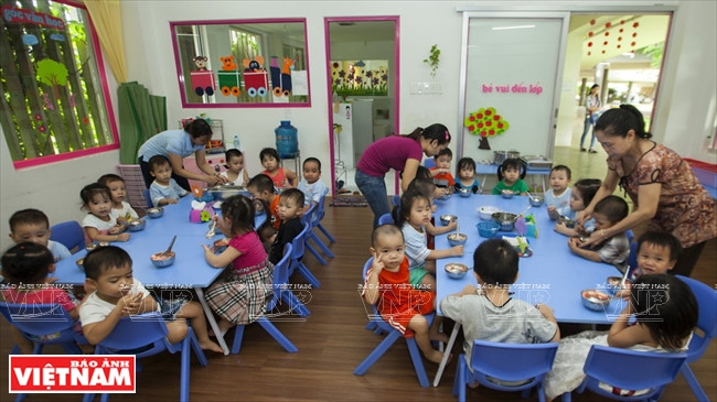 Déjeuner à l’école maternelle Farming Kindergarten.