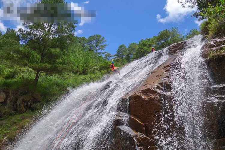 Chute d'eau à Dalat.