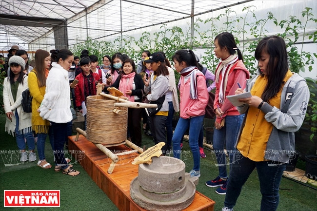 Espace d’exposition des instruments aratoires.