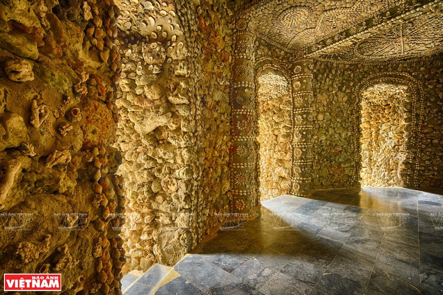 Le rez-de-chaussée sert d’espace de contemplation et de relaxation pour les visiteurs. Photo: VNP