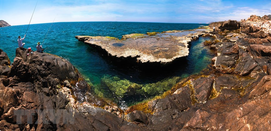 Beauté sauvage du site de Hang Rai dans le parc national de Nui Chua. Photo: VNA