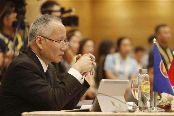 Le vice-ministre de l'Industrie et du Commerce Tran Qupc Khanh à l'événement. Photo : VNA