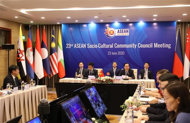  La conférence en ligne prépare le 36e sommet de l'ASEAN et les réunions ministérielles prévues du 24 au 26 juin. Photo: VNA