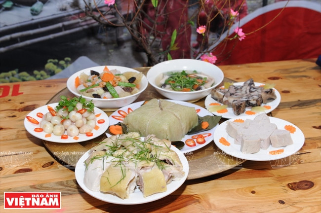 Un repas du Têt traditionnel. 