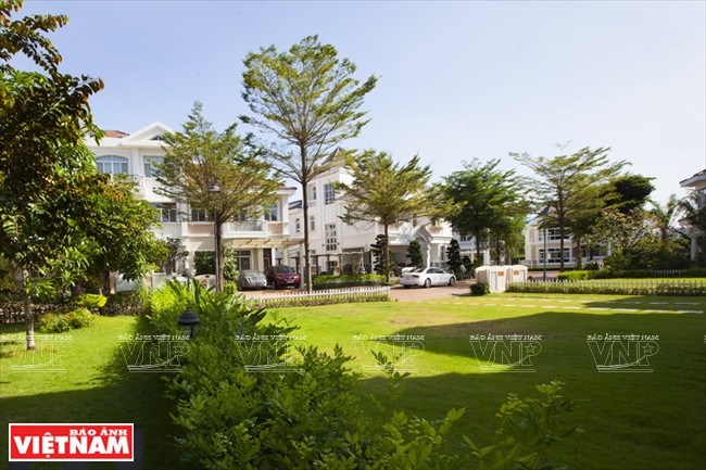 Villas de luxe dans la zone urbaine de Phu My Hung (7e arrondissement). Photo: Kim Phuong / VNP.