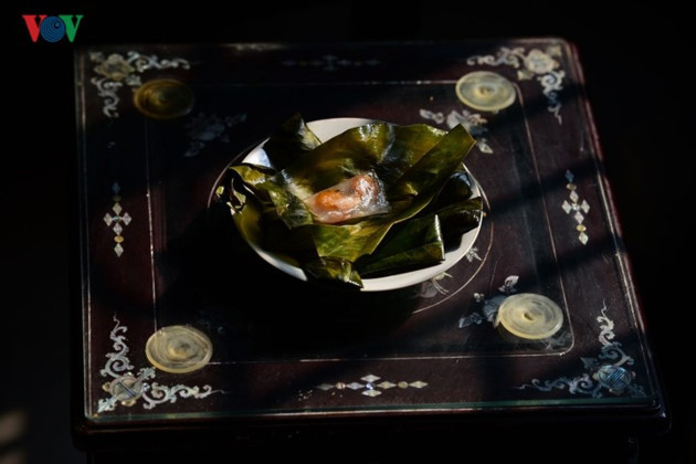 Le Banh bôt loc est un amuse-bouche. Les femmes de Hué le préparent pour faire plaisir aux membres de leur famille et à leurs amis.