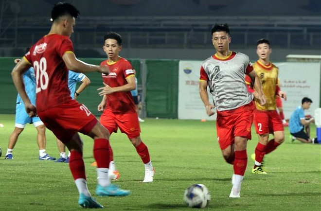 L'équipe nationale de football du Vietnam est arrivée le 1er octobre aux Émirats arabes unis pour un match contre la Chine dans le cadre du dernier tour des éliminatoires asiatiques de la Coupe du Monde de la FIFA 2022.