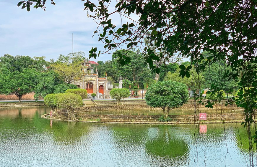 Selon les archéologues, la citadelle de Cô Loa est considérée comme l’ouvrage le plus ancien et le plus important du Vietnam, mais aussi d’Asie du Sud-Est. 