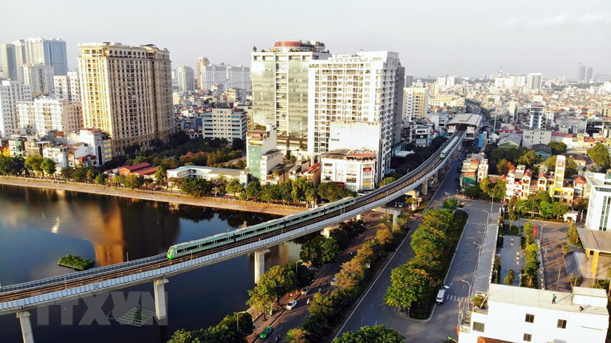  Plus de 100 membres de l'entrepreneur général chinois et environ 10 experts du consortium français ACT Apave-Certifier-Tricc sont mobilisés pour l'opération d’essai.