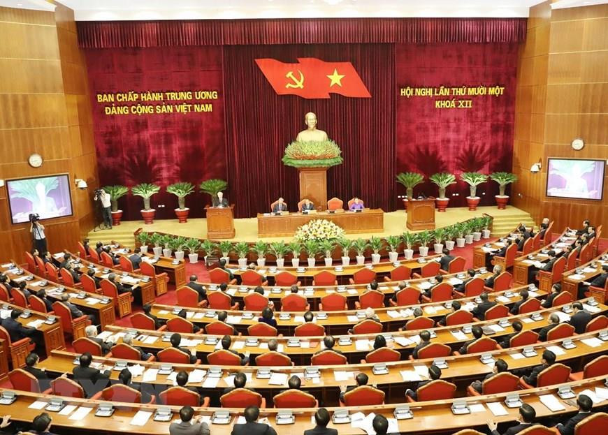 Cérémonie d’ouverture du 11e Plénum du CC du Parti (XIIe mandat).