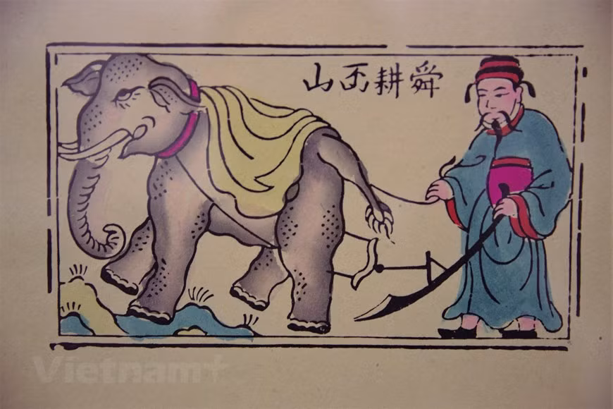  Ces images, qui firent partie de la vie quotidienne de la population vietnamienne de plusieurs générations, ont été reconnues, par l’État, comme patrimoine culturel immatériel nécessitant une sauvegarde urgente du pays. Photo: Vi Dieu/Vietnamplus 