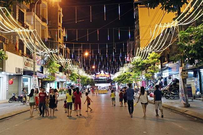 Mong Cai vient d'ouvrir sa première rue piétonne (rue Trân Phu). 