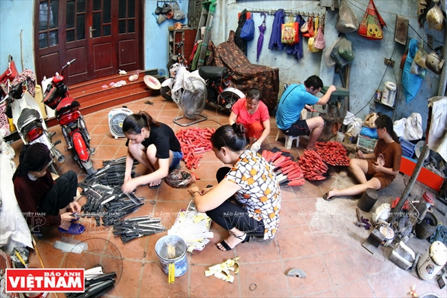 Le village de Da Sy compte plus de 700 forges et le métier a fait la réputation du village.