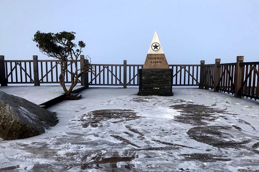 La gelée blanche sur le mont Fansipan. Photo: VNA