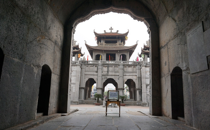 L'architecture combinée sur la face Est-Ouest est d'une beauté unique. Photo: VNA