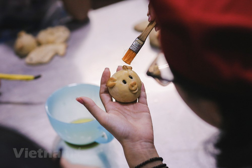 Des gâteaux de lunes en forme de petits animaux.
