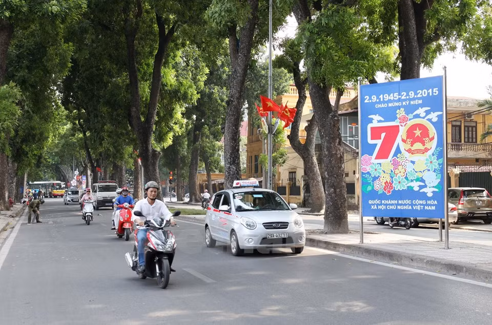 Les panneaux fleurissent dans les rues. 
