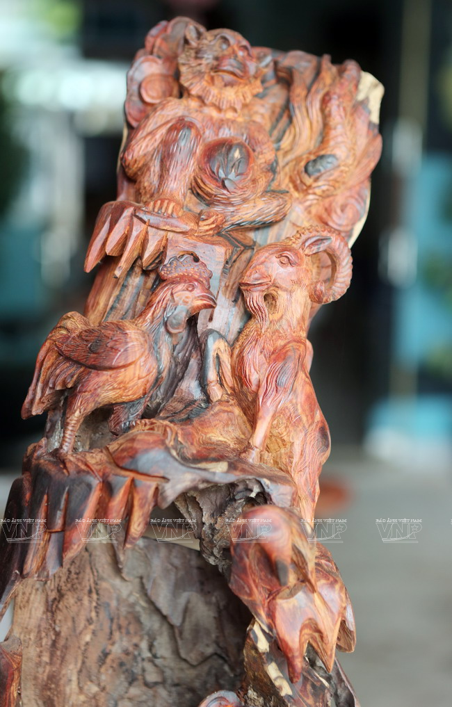 Sculpture représentant ​des animaux du zodiaque chinois.