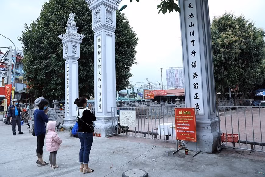 La pagode Bia Ba La Khu dans l'arrondissement de Ha Dong...
