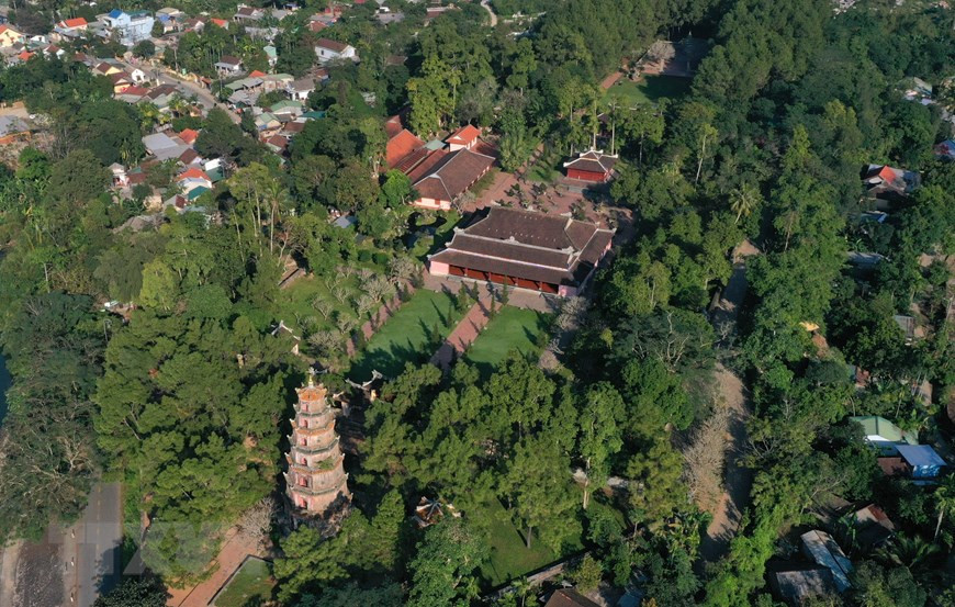 La pagode Thiên Mu vue de haut