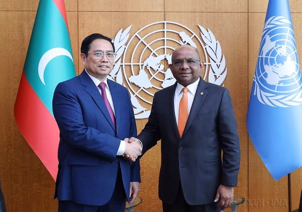 Le Premier ministre Pham Minh Chinh rencontre le président de l'Assemblée générale des Nations Unies Abdulla Shahid à New York, aux États-Unis, le 16 mai 2022.