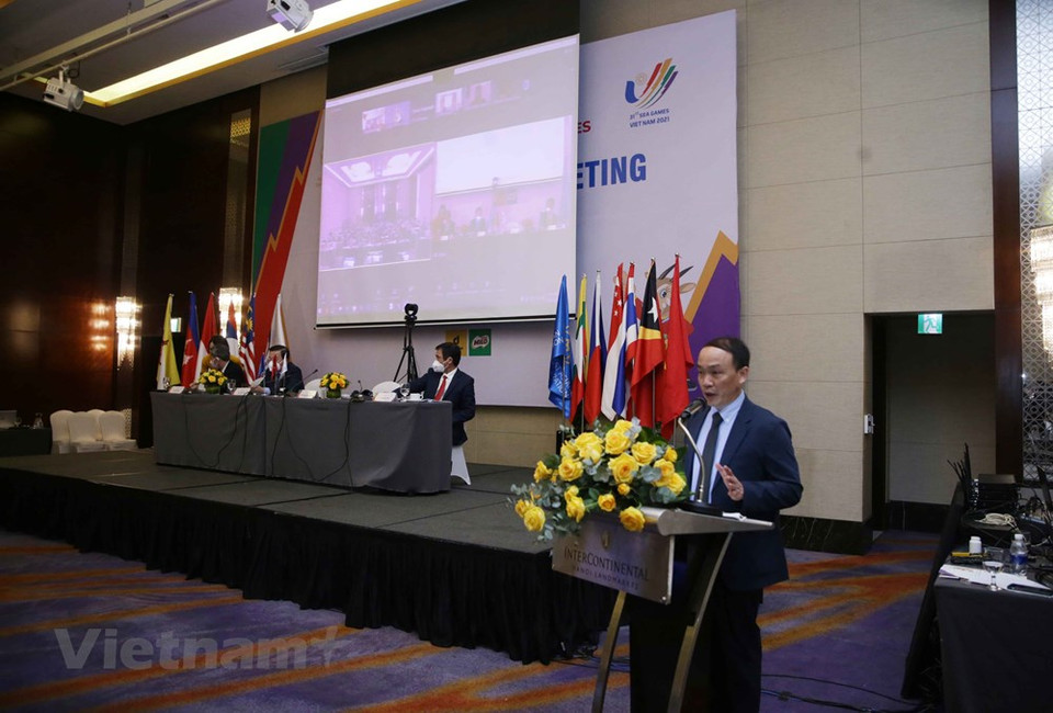  Les SEA Games 31 se dérouleront du 5 au 23 mai 2022 dans 12 villes et provinces que sont Hanoï, Bac Ninh, Hai Duong, Hai Phong, Quang Ninh, Ha Nam, Nam Dinh, Ninh Binh, Hoa Binh, Vinh Phuc, Phu Tho et Bac Giang. C'est la deuxième fois que la capitale vietnamienne accueille les SEA Games depuis 2003. Moins de 60 jours avant les SEA Games 31, les derniers préparatifs sont mis en œuvre de toute urgence. Les cérémonies d'ouverture et de clôture sont prévues respectivement les 12 et 23 mai à Hanoï. A ce jour, les préparatifs en matière d'infrastructures, d'équipements, d'hébergement et de scénarios d'organisations de compétitions ont été essentiellement achevés. Photo: VietnamPlus