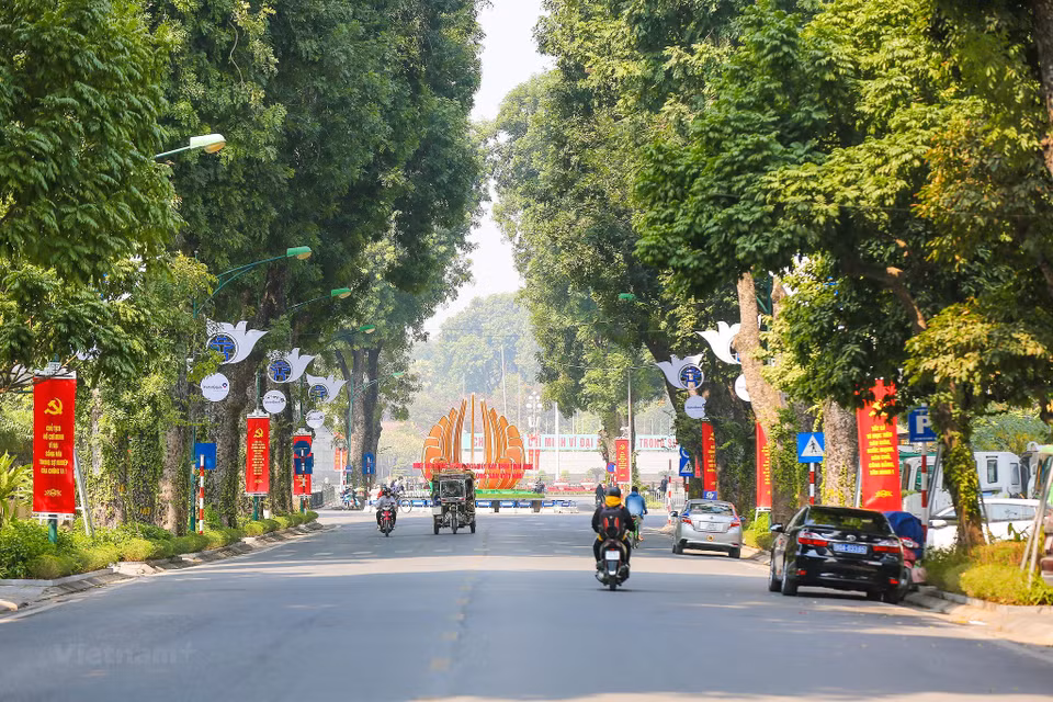  La population de Hanoï est fière d’accueillir l’évènement le plus important du Parti. Photo : Vietnamplus 