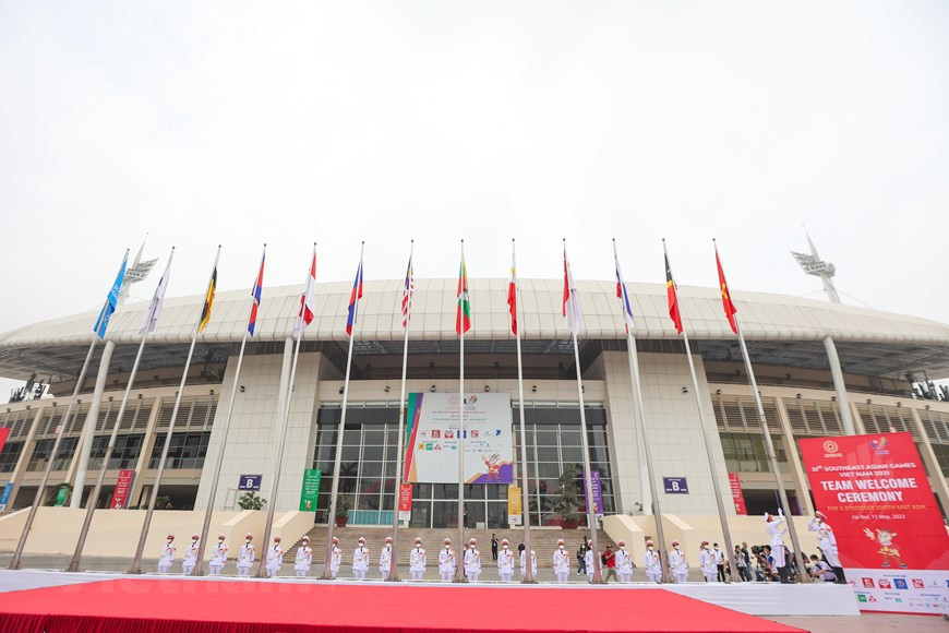  Les SEA Games 31, le plus grand événement sportif de la région, contribuent à renforcer la solidarité et l'amitié entre les pays de la région de l'ASEAN. Il s'agit également d'une opportunité "en or" que les localités et les entreprises touristiques vietnamiennes attendaient avec impatience. En effet, cet événement est organisé seulement quelques semaines après la réouverture du pays après deux ans de contrôle strict des frontières. Il s'agit ainsi d'un événement sans pareil pour faire rapidement la promotion du tourisme national auprès des amis étrangers. C'est pour cette raison que le secteur du tourisme vietnamien a intégré les SEA Games 31 dans sa communication et fera la promotion de l'image, de la culture et de la nature du Vietnam auprès du plus large public possible. Photo: VietnamPlus