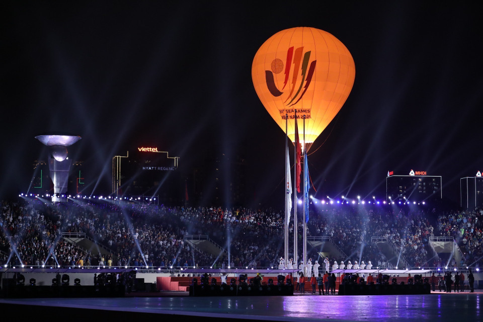  Cérémonie de lever des drapeaux de la Fédération des sports d'Asie du Sud-Est et des SEA Games. Photo : VNA