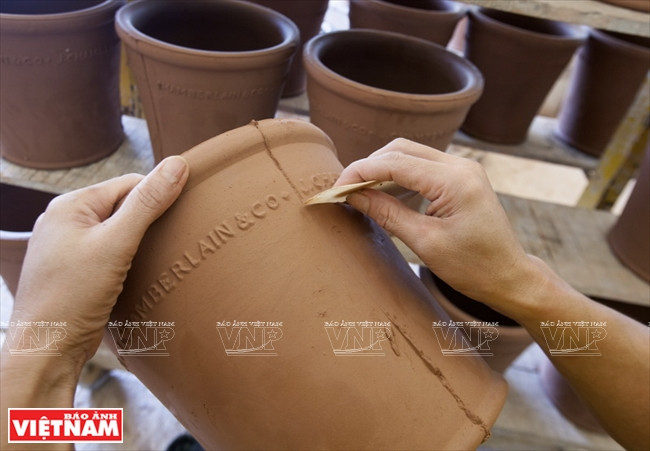 Décoration des poteries.