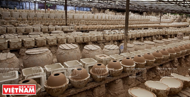 Des moules de différentes formes.