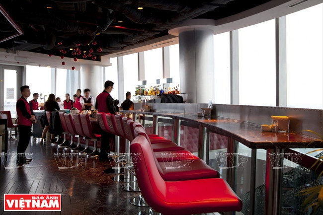 Restaurants luxueux à l'intérieur de la Tour Bitexco. 