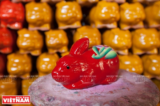 Le prix d’un cochon-tirelire en terre cuite va de 7.000 à 10.000 dôngs, selon la taille et la forme, pour la vente au détail, et 4.000 dôngs pour les grossistes.